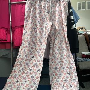 EUC size L snowflake pajama bottoms